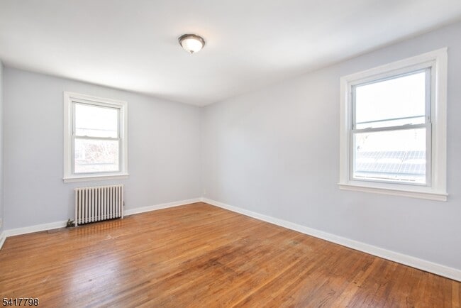 Photo - 23 Carpenter Terrace N