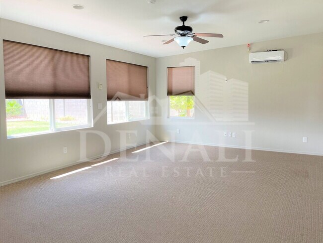 Photo - 16247 W Jackson St