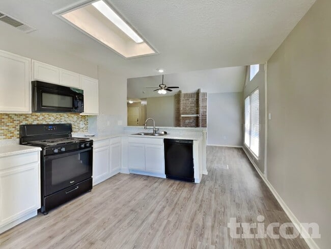 Photo - 19631 Coppervine Ln