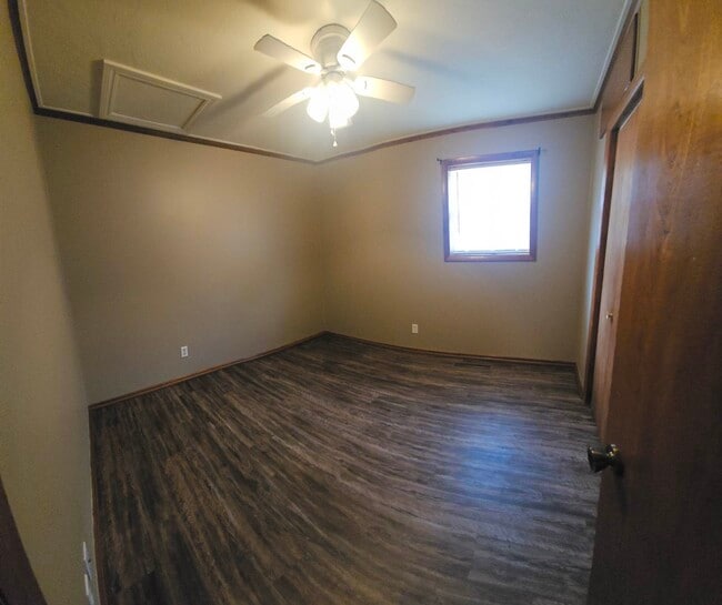 Photo - 206 S 5th St