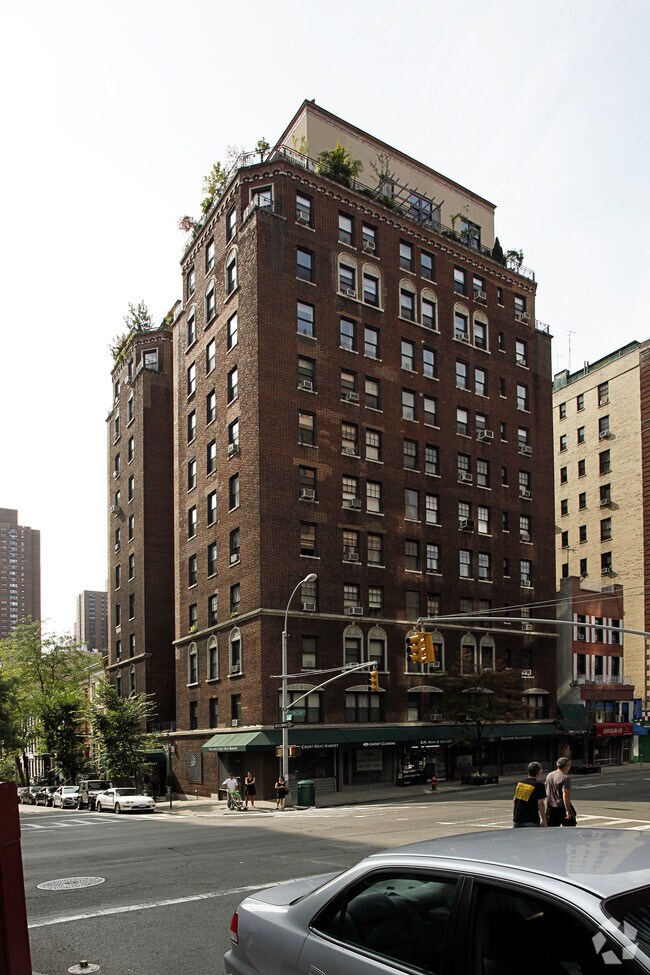 Photo - 150 E 93rd St