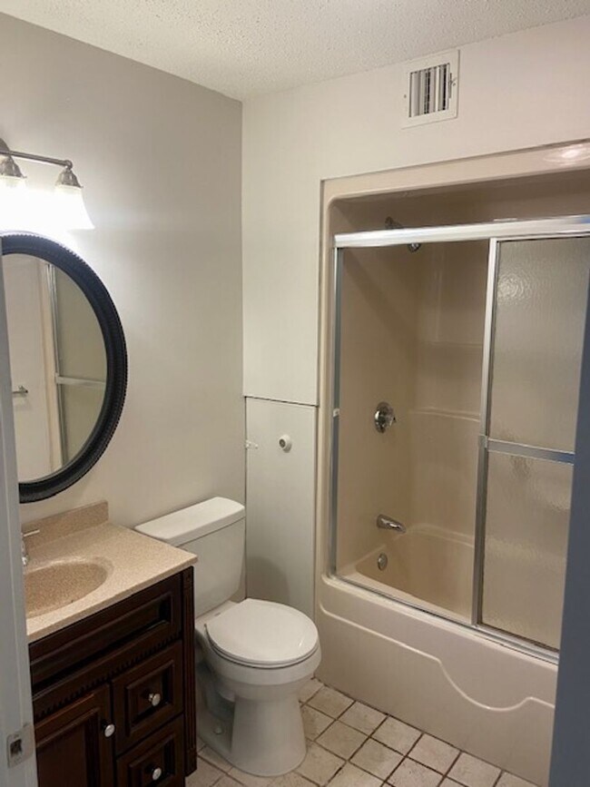 Photo - 417 Admiral St Unit 417 Admiral Street 3