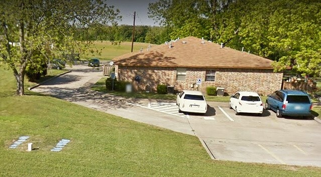 Photo - 902 Dallas St