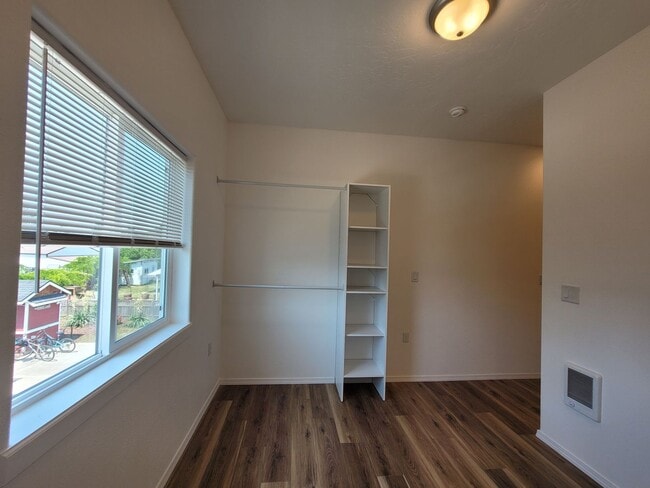 Photo - Charming 1 Bedroom 1 Bath W/Garage Parking
