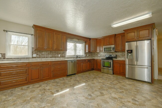 Photo - 142 China Grove Rd