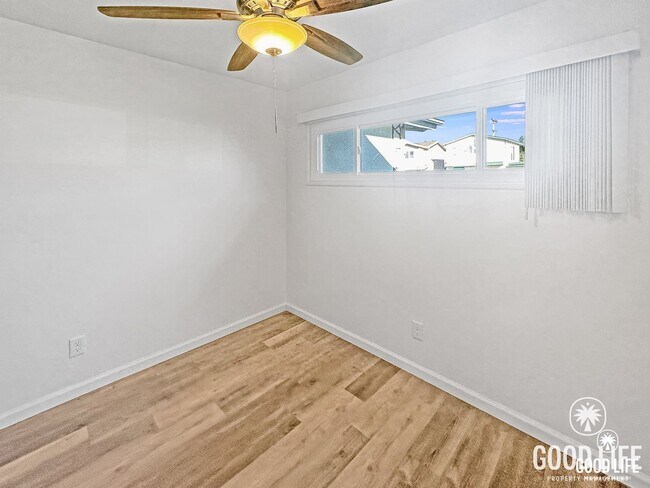 Photo - Charming 3B/2BA House w/ Attached Garage & Washer/Dryer in Clairemont!