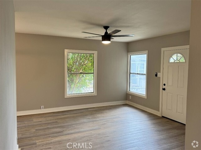 Building Photo - 8700 El Manor Ave Rental