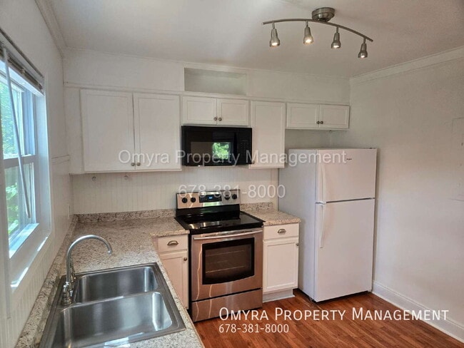Photo - 2495 Amelia Ave