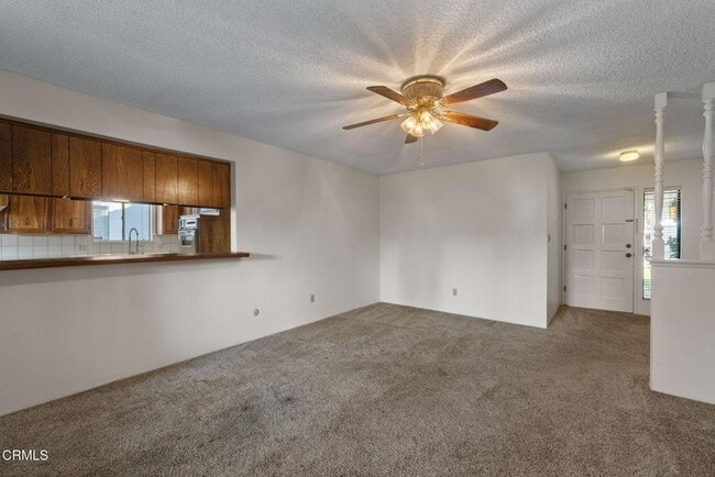 Photo - 5909 Sunny Palms Ave