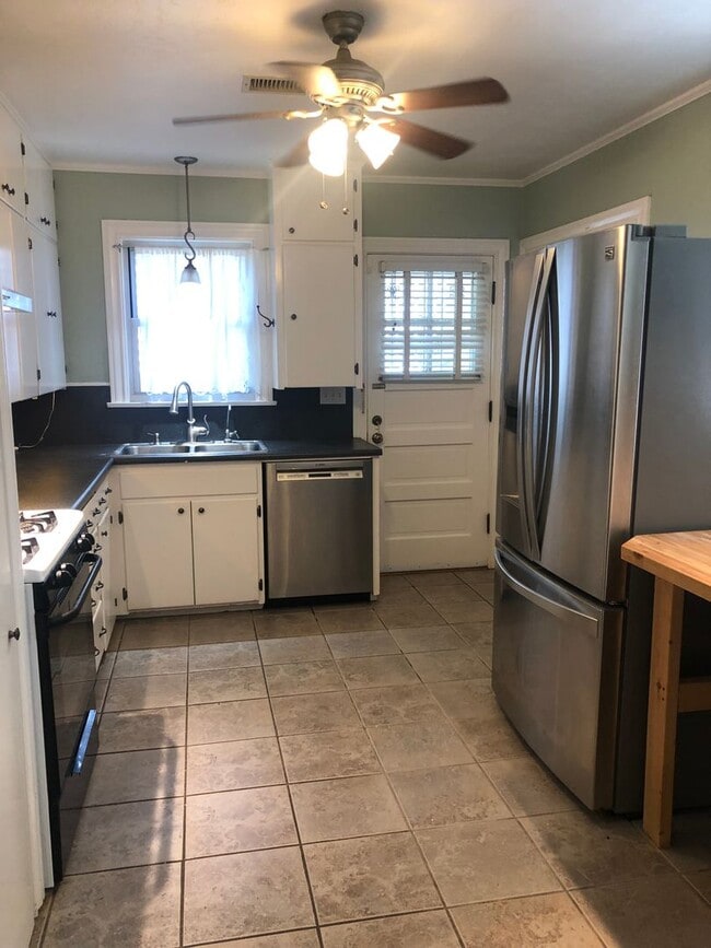 Photo - Super Cute Bivins Home For Rent! 2 Bedroom, 1 Bathroom, 1 Car Garage, Great Yard!