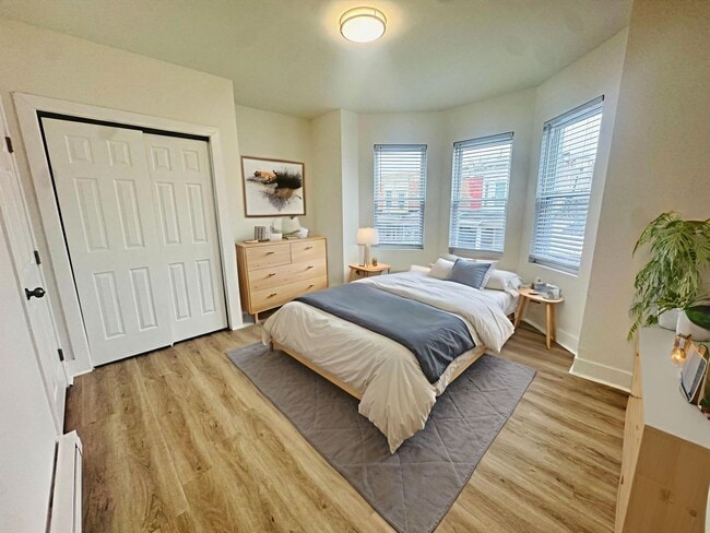 Photo - Beautiful 3b/1.5bth House ! Section 8 Only