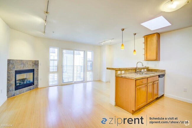 Building Photo - 1 br, 1 bath Condo - 470 Clementina Street...