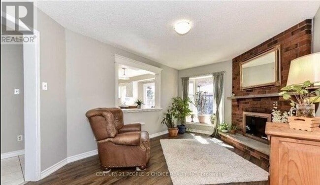 Photo - 4339 Radisson Crescent