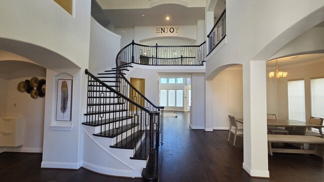 Photo - 1112 Maverick Dr