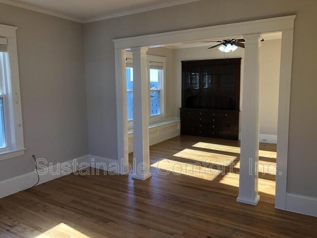 Photo - 26 Sterling St