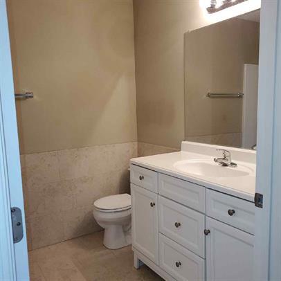 Photo - 905 W Gay St
