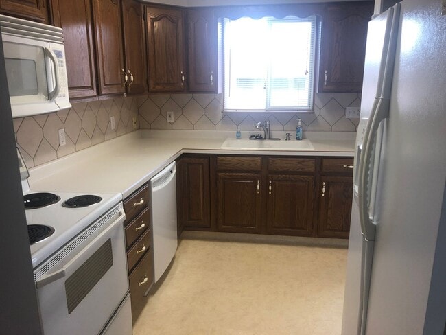 Photo - Beautiful 3 bed townhouse!