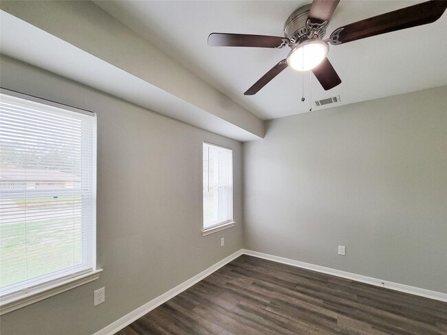 Photo - 5242 Keystone St