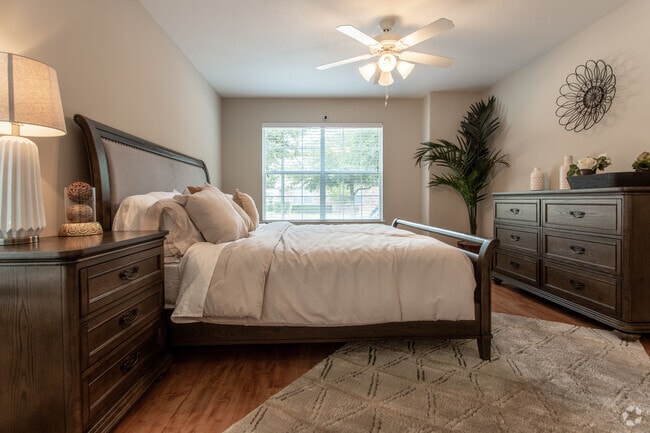 3 BR, 2 BA - 1146 SF