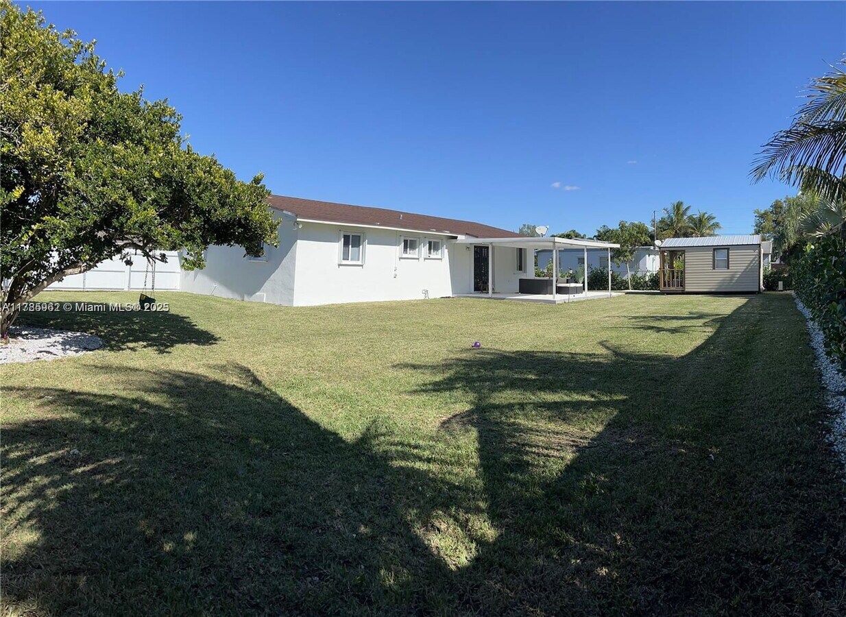 Photo - 16520 SW 294th Terrace