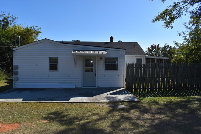 Photo - 1006 Red Bird Rd