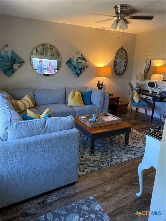 Photo - 1307 Sherry Ln