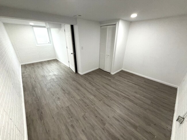 large 4th bedroom ion basement - 1403 Emerald Dr