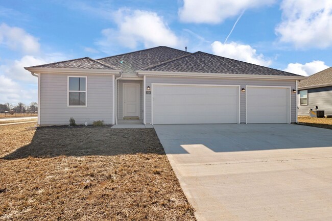 Brand New 4 Bedroom Home in Republic, MO - Brand New 4 Bedroom Home in Republic, MO