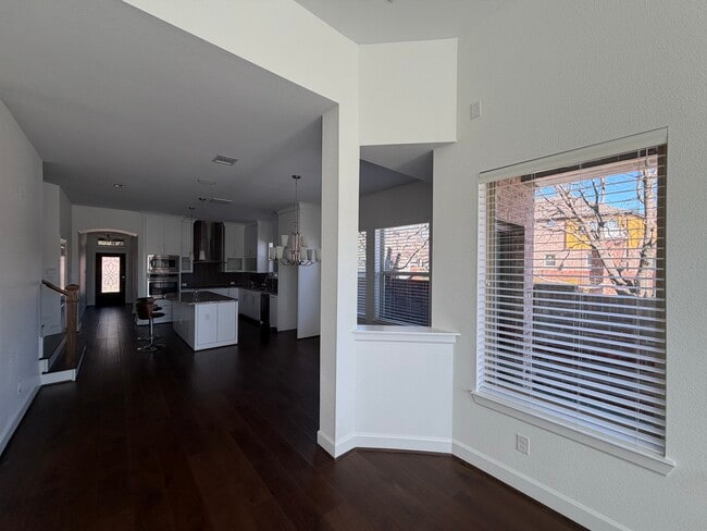 Photo - 1115 Sunset Ln