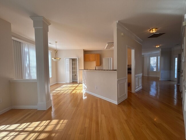 Photo - Beautiful Home for Rent!