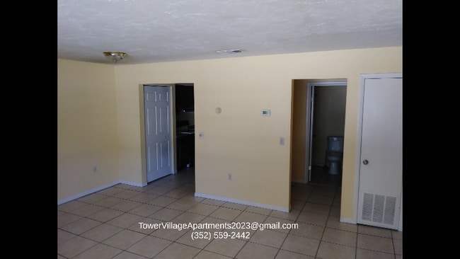 Photo - 7423 SW 42nd Pl Apartment Unit 2