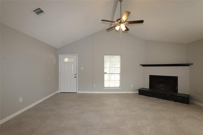 Building Photo - 542 Connorvale Ln