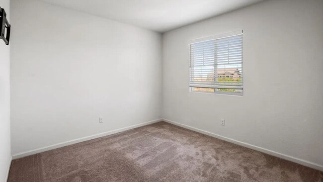 Photo - Beautifully Maintained 3-Bedroom Home w/So...