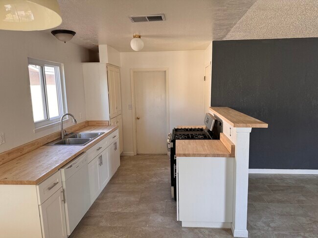 Photo - 2305 Ken Venturi Ln