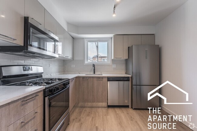 Building Photo - 7619 N Sheridan Rd Unit 3A Rental