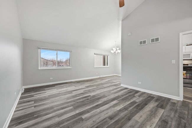 Photo - 73 Century Dr