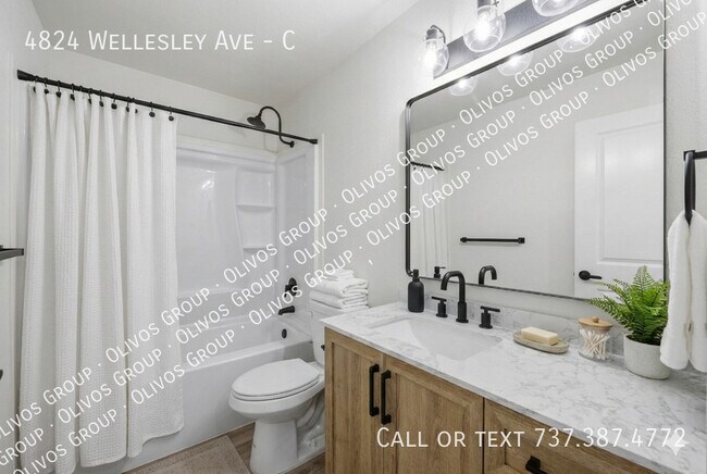 Photo - 4824 Wellesley Ave Unidad C