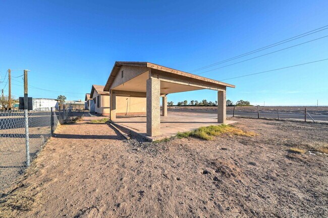 Photo - 102 Adams St