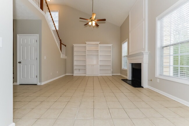 Photo - 416 Heathcliff Ct