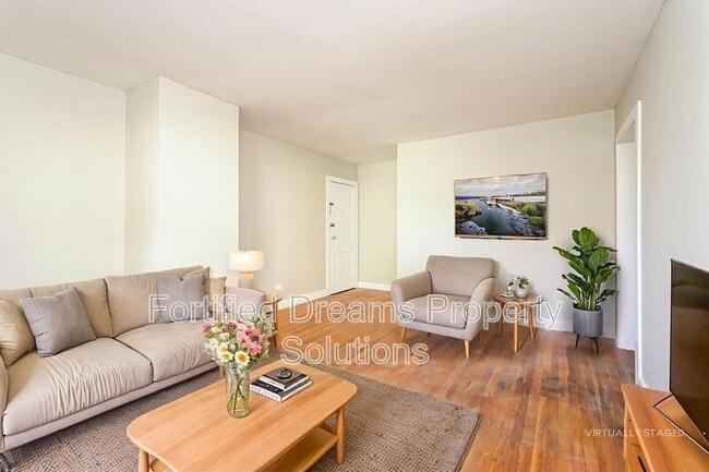 Building Photo - 201 Church St