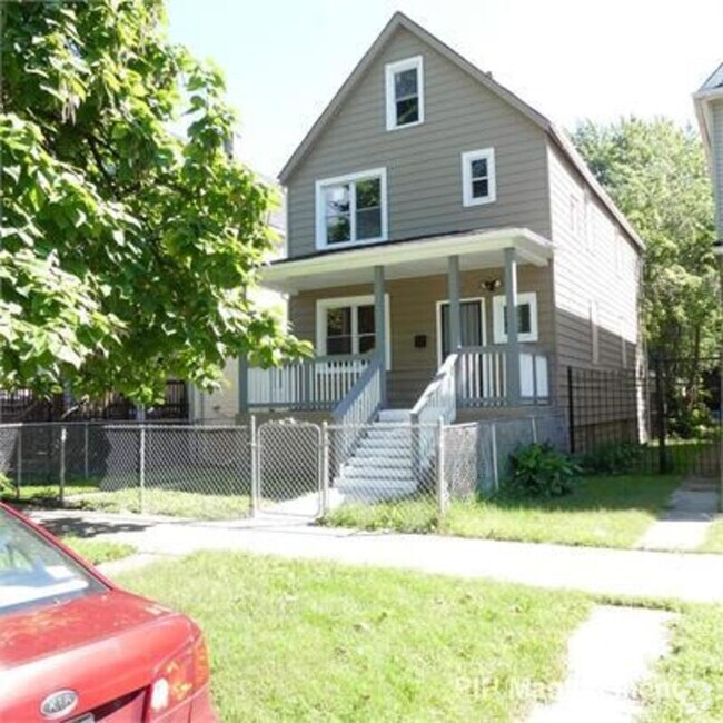 Building Photo - 8349 S Colfax Ave Rental