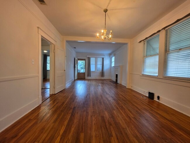 Photo - 1118 E 39th St