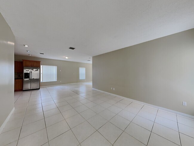 Photo - 17081 NW 10th St