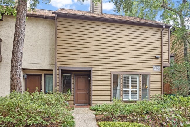 Building Photo - 11711 Memorial Dr Unit 395