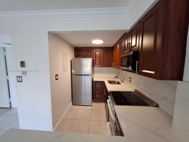 Photo - 1650 NE 115th St Unit 209