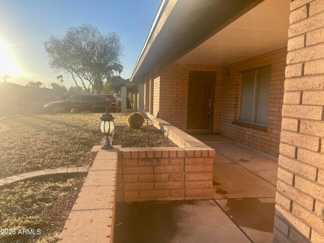 Photo - 508 E Angela Dr