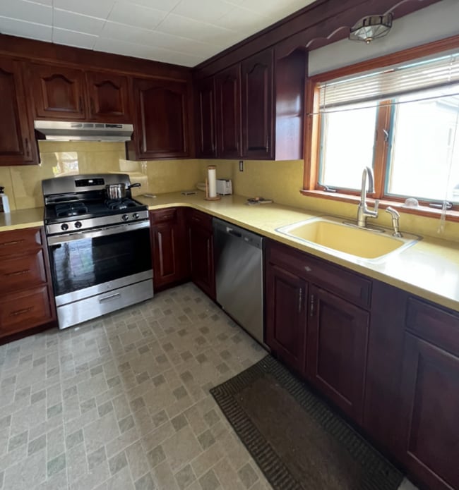 Photo - 416 Front St Unit 2