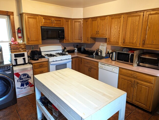 Photo - 14 Lopez St