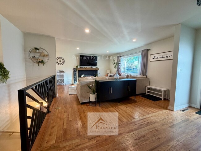 Photo - 1122 Pike Dr