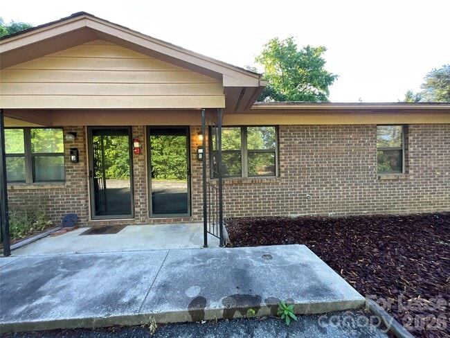 Photo - 201 Arthur Dr